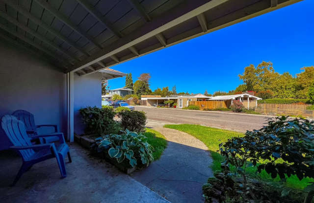 3-Bedroom Home on Large Lot with RV or Boat Parking Gallery 3