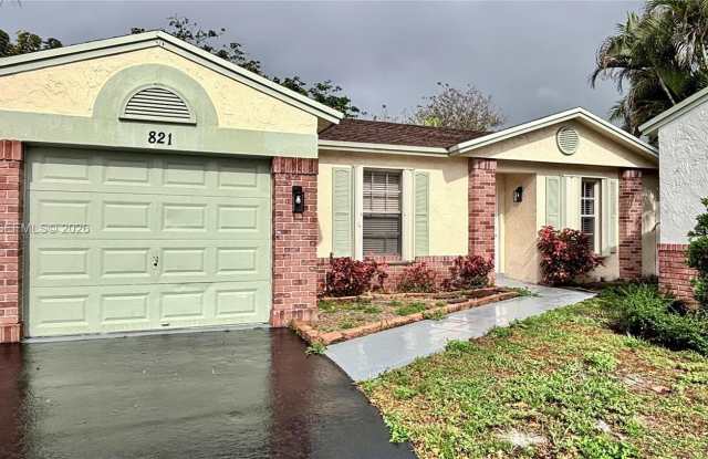 821 W BECKLEY SQ photos photos