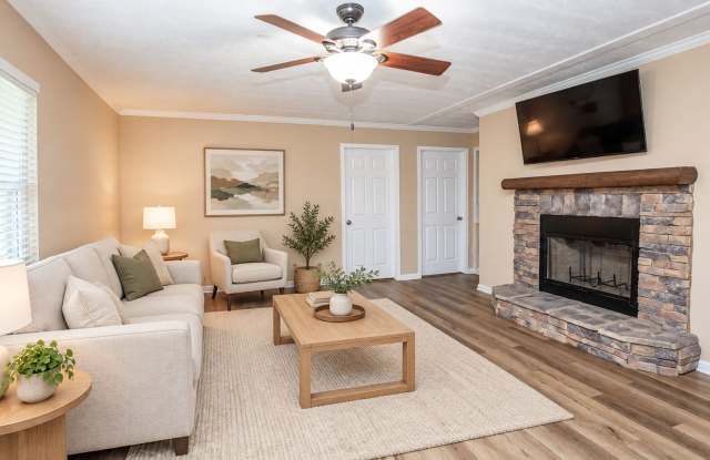 Country Charm, City Convenience—Your Gallatin Retreat Gallery 4