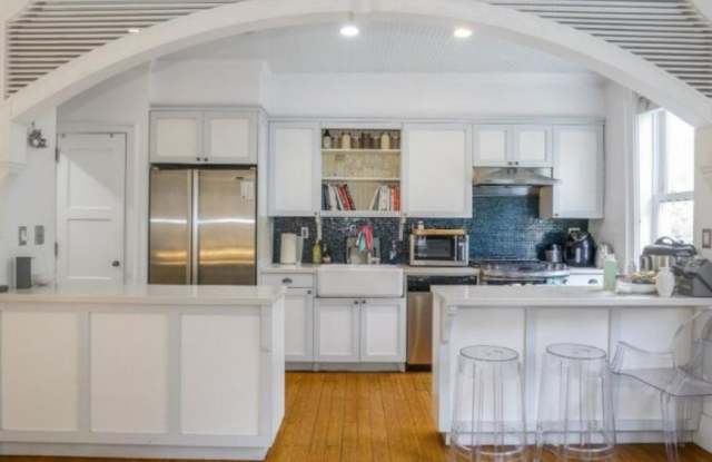 301 West 17th Street - 301 West 17th Street, New York City, NY 10011