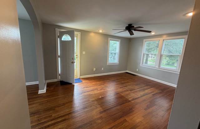 6110 Lafayette Ave - 4 Bed/2 Bath in Benson | 50% Off First Month's Rent | Updated Kitchen, Finished Basement Gallery 3
