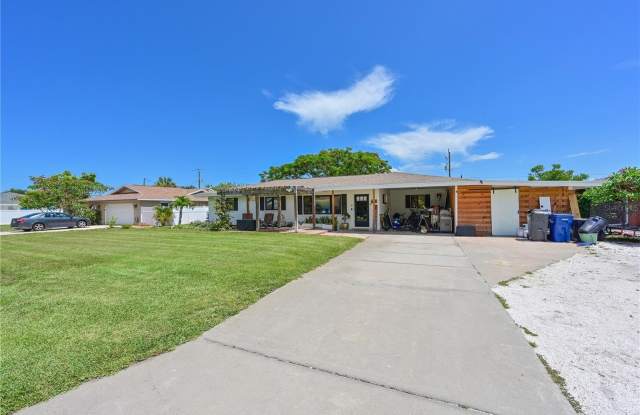 5812 2ND AVENUE Drive NW Gallery 1