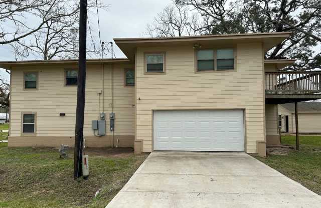 631 Live Oak Apt A photos photos