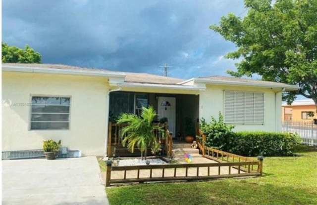 4201 SW 25th St # 4201, West Park, FL 33023 Gallery 3