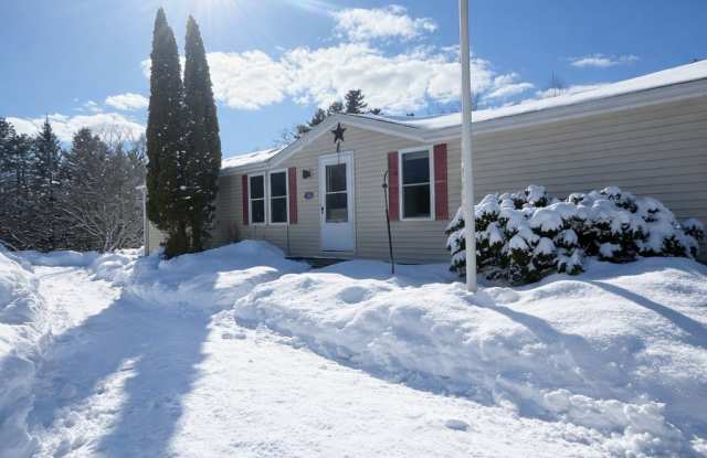 342 Liberty Road - 342 Liberty Road, Knox County, ME 04574