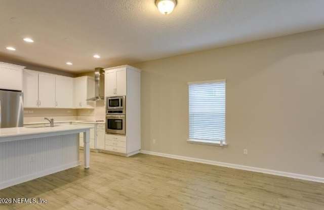 2179 EAGLE TALON Circle Gallery 3
