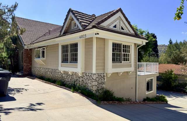 4025 Black Bird Way Gallery 1