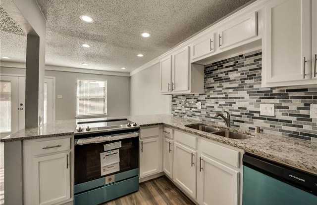 2311 Overland Lane - 2311 Overland Lane, Arlington, TX 76014