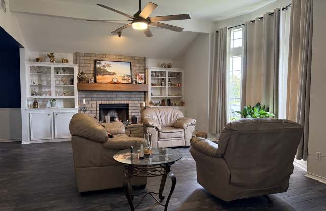 6149 Jessica Drive Gallery 2