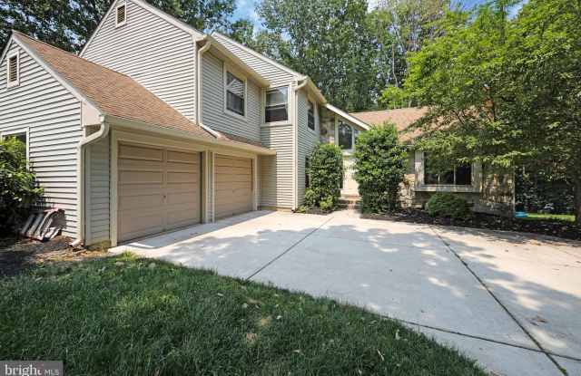 11 ACORN HILL DRIVE photos photos