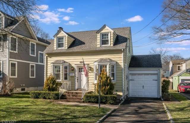 203 Locust Dr - 203 Locust Drive, Cranford, NJ 07016