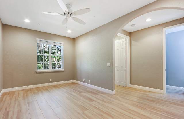 118 Jesup Lane Gallery 3