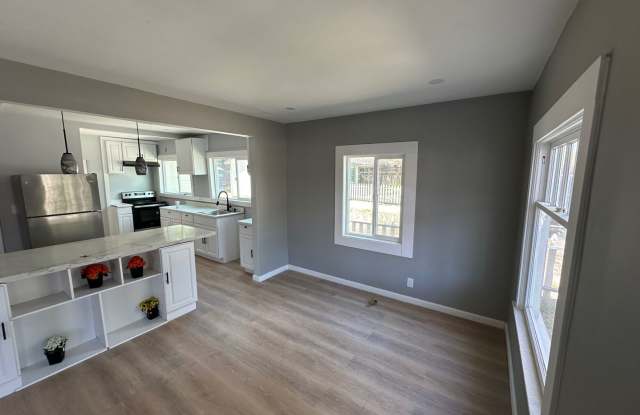 Cozy Santa Cruz Cottage Gallery 4