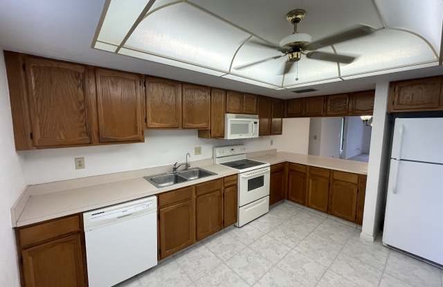 1615 SE 46th Ln Apt 107 Gallery 2