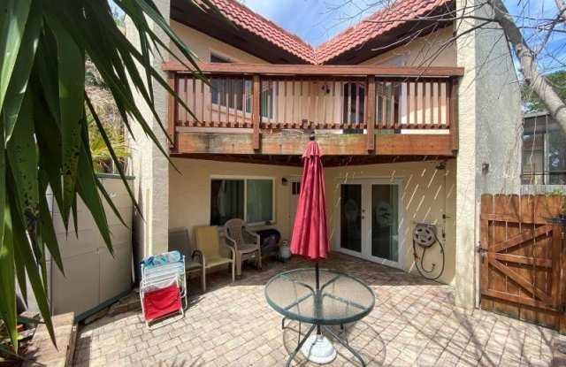 8759 Live Oak Court photos photos