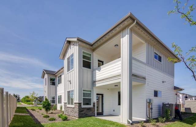 Now Leasing! Brand New, Location, Community, Quality Living! Gallery 2