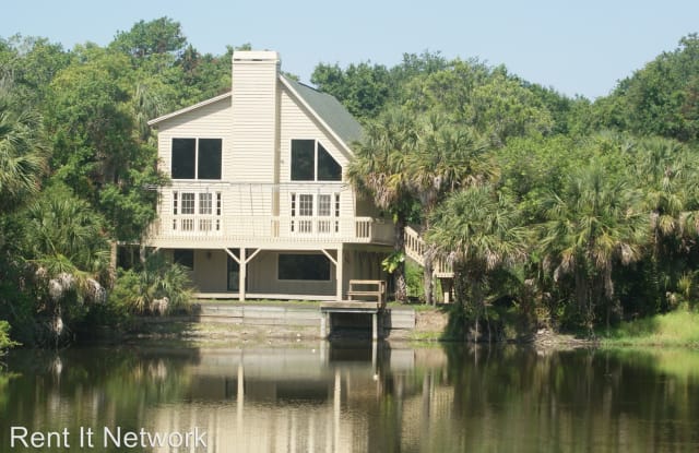 11023 Desoto Rd - 11023 Desoto Road, Riverview, FL 33578