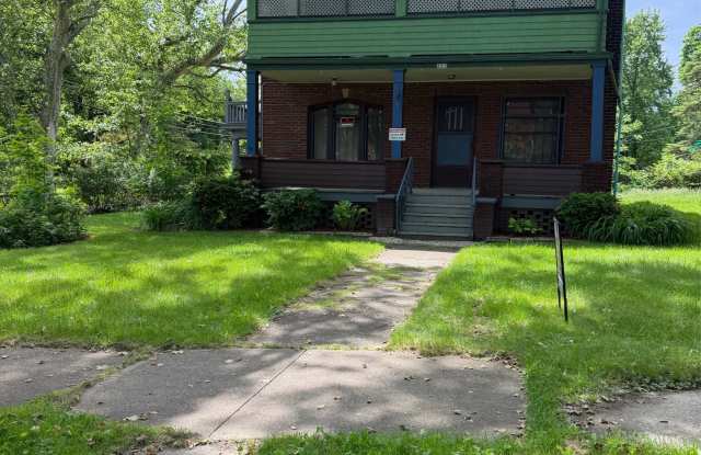 1448 Ohio Avenue - 1 photos photos