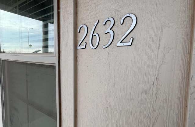 2632 Hickory Avenue Gallery 2