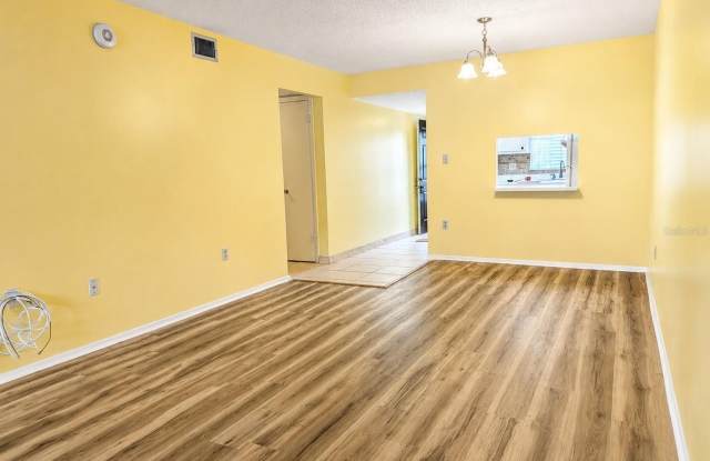4111 HERON Way Gallery 3