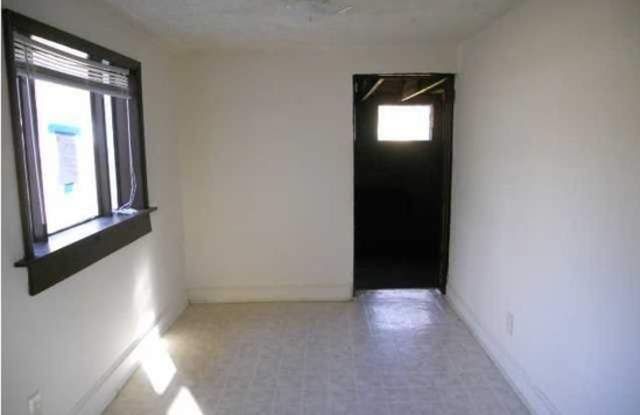 1565 Meadow Ct photos photos