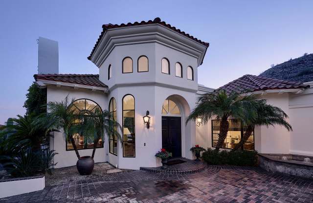 6231 E VISTA Drive Gallery 2