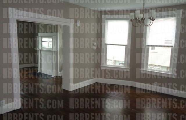 203 Eaton Avenue, Gallery 3