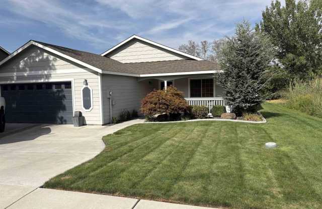 438 Charbonneau Dr photos photos
