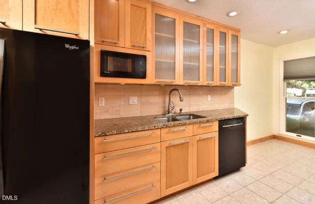 102 Mallard Court Gallery 4