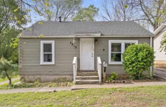 3 Bedroom | 1 Bathroom | 1 Car Detached Garage | Pets Welcome! photos photos