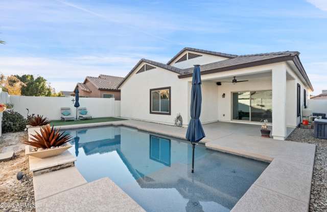 10808 W COTTONTAIL Lane photos photos