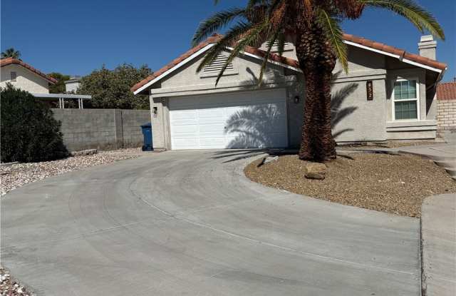 652 Collete Circle Gallery 1