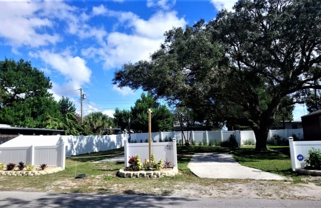 2112 Roselawn Dr, Holiday, Fl, 34691 (Right land) - 2112 Roselawn Drive, Holiday, FL 34691