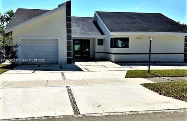 10020 SW 91st Ter photos photos