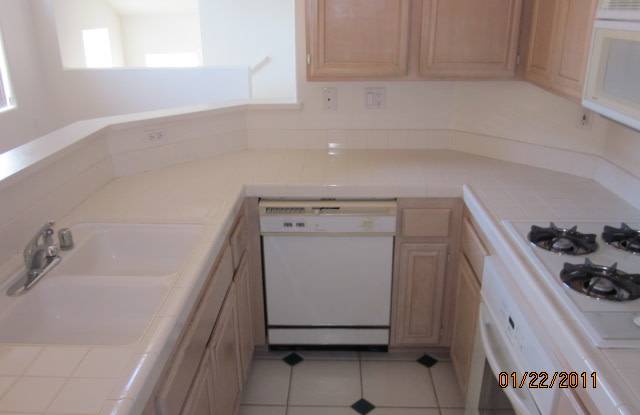 404 Sanibelle Cir #23 Gallery 2