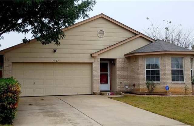 1721 Whispering Cove Trail - 1721 Whispering Cove Trail, Fort Worth, TX 76134