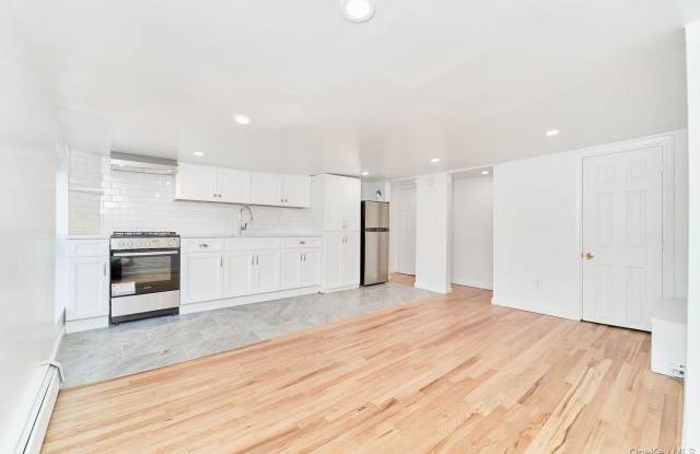535 MACON Street photos photos