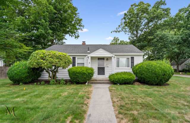Single-Family Home with Central Air and Garage! photos photos Single-Family Home with Central Air and Garage! photos photos