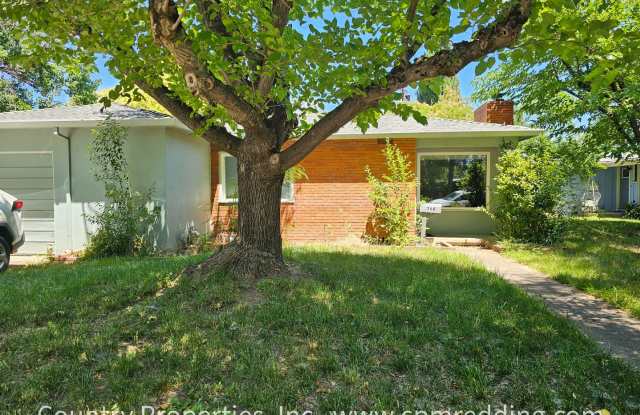 4-Bedroom in the Garden Tract with Shop  Garage! photos photos