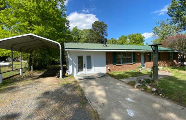 Remodeled 3Bed/2Bath home in Durham Gallery 3