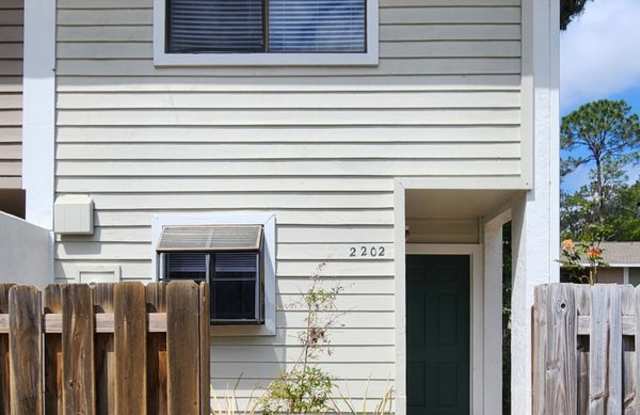 2 Bed / 2.5 Bath End-Unit Townhome in Mill Run photos photos