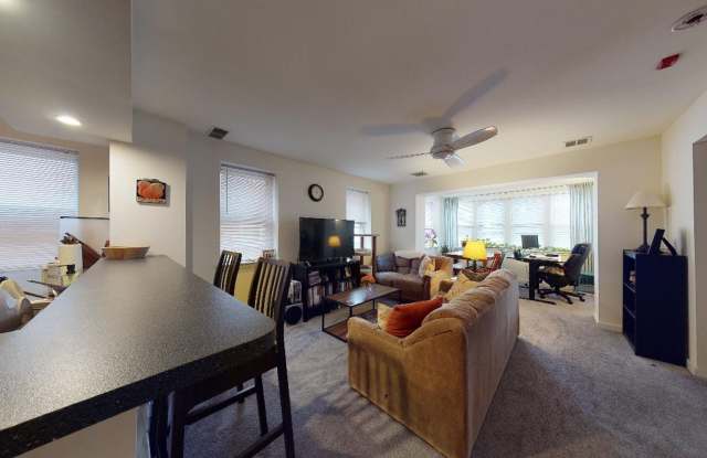 Walnut Court Apartments photos photos