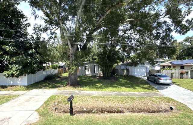 6709 49th Avenue North Gallery 4