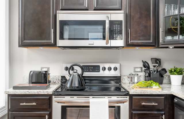 Somerset Place Apartments Gallery 2