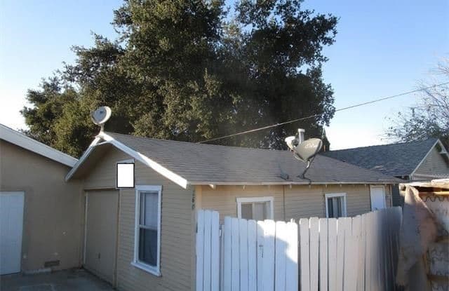 258 E 21st St - 258 E 21st St, San Bernardino, CA 92404