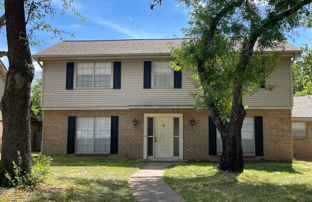 Bryan - 4 Bedroom - 2 bath - 2 story House with attached garage photos photos