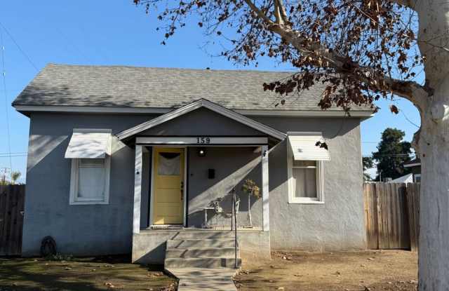 Darling 2 bedroom 1 bath Exeter Home photos photos