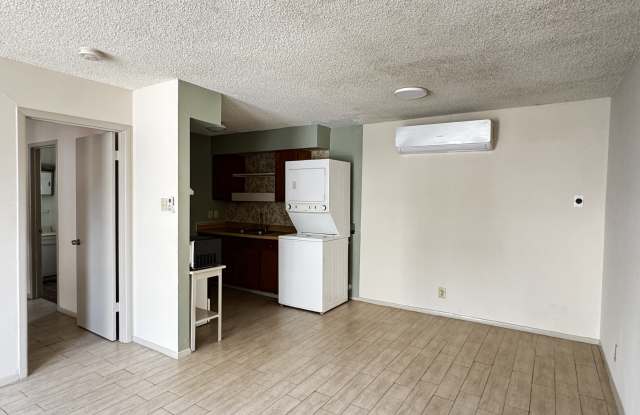 1326 S St Mary's St photos photos