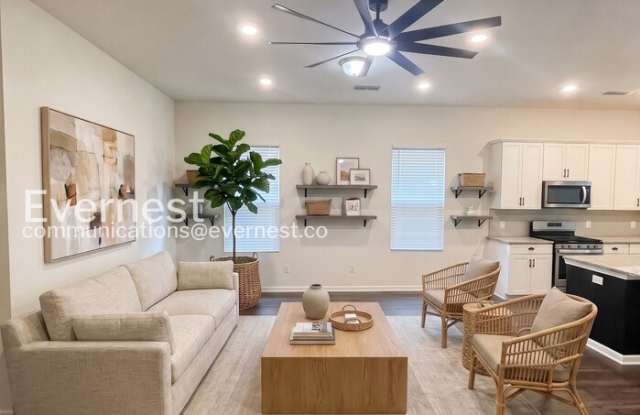 806 Sunset View Drive Gallery 2