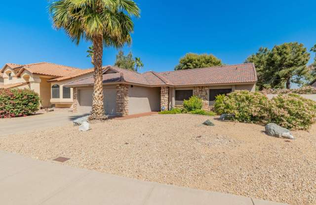 Arrowhead Ranch - 19201 North 69th Avenue, Glendale, AZ 85308